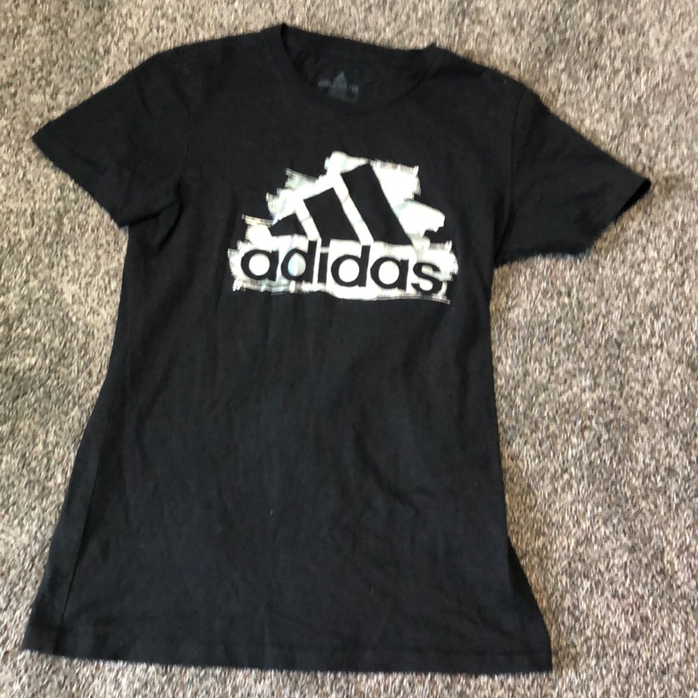 Holographic logo Adidas Tee